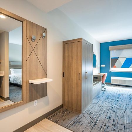 Holiday Inn Express & Suites Charlottesville By Ihg Ngoại thất bức ảnh