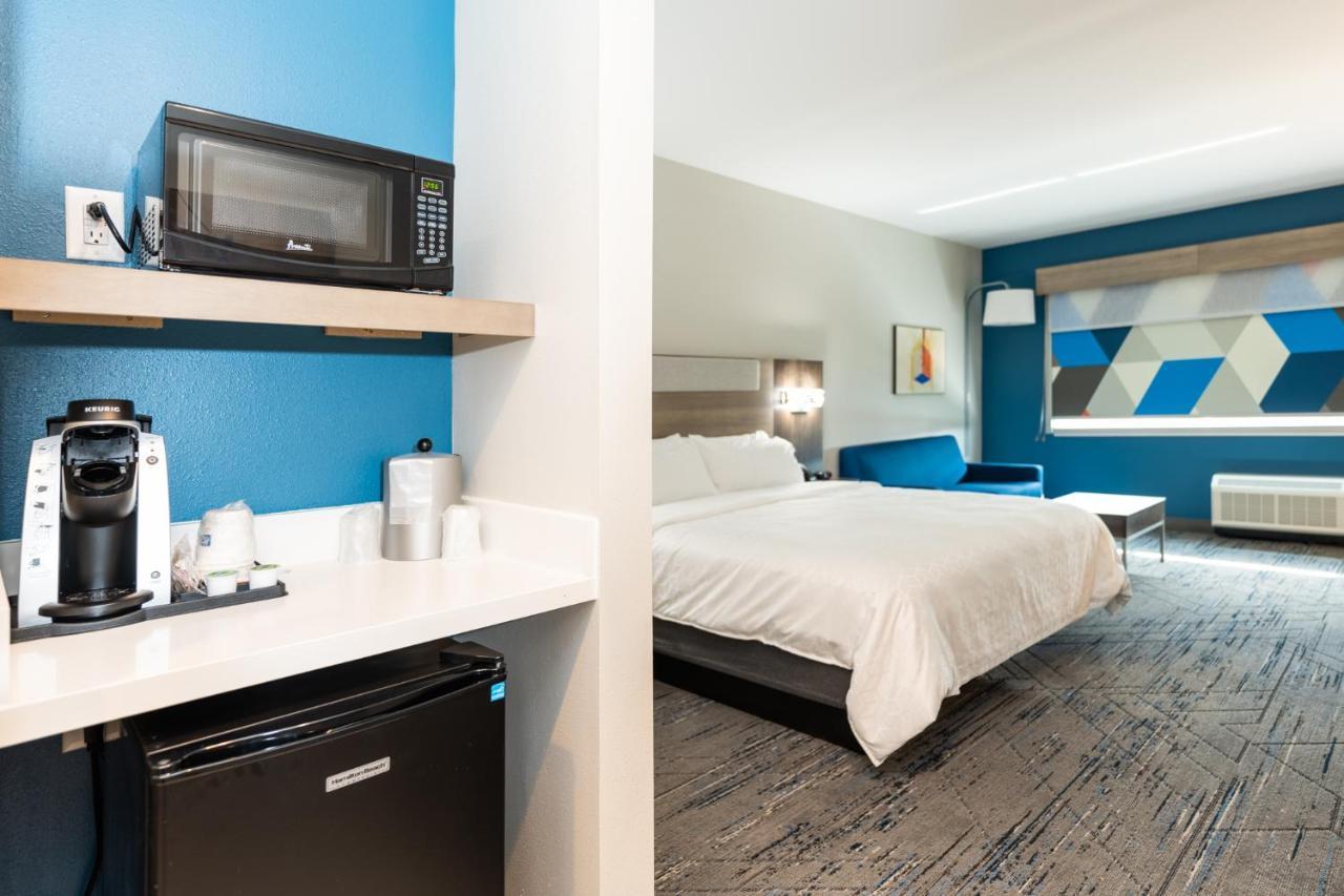 Holiday Inn Express & Suites Charlottesville By Ihg Ngoại thất bức ảnh