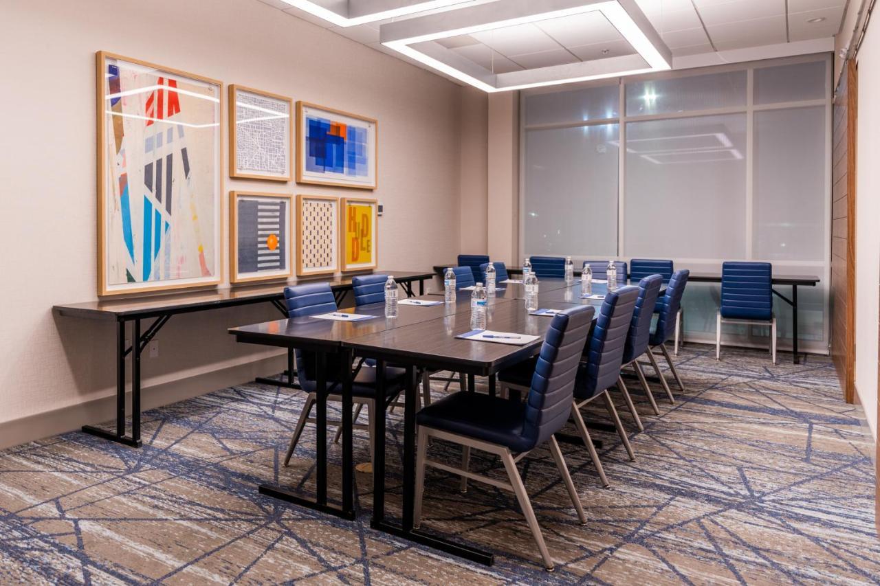 Holiday Inn Express & Suites Charlottesville By Ihg Ngoại thất bức ảnh