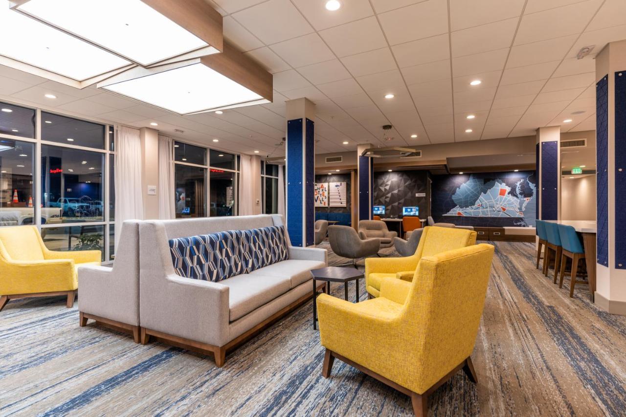 Holiday Inn Express & Suites Charlottesville By Ihg Ngoại thất bức ảnh