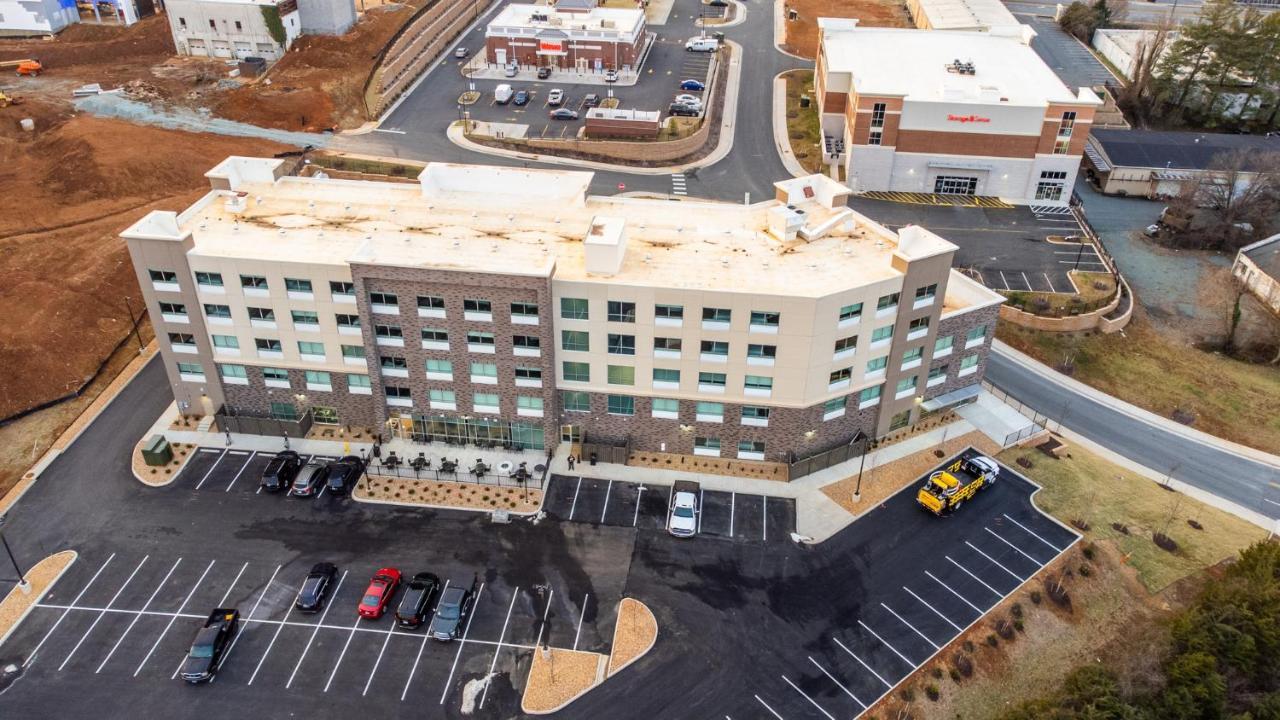 Holiday Inn Express & Suites Charlottesville By Ihg Ngoại thất bức ảnh