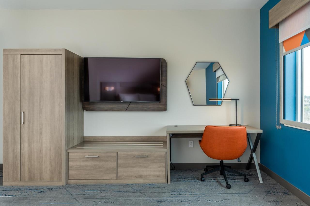 Holiday Inn Express & Suites Charlottesville By Ihg Ngoại thất bức ảnh