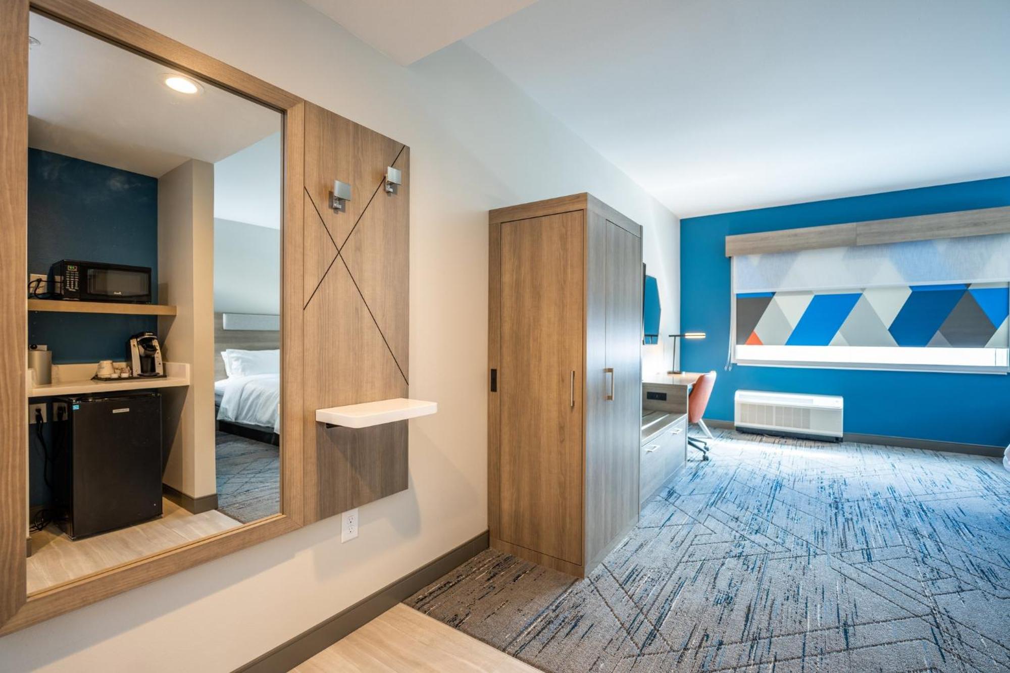Holiday Inn Express & Suites Charlottesville By Ihg Ngoại thất bức ảnh
